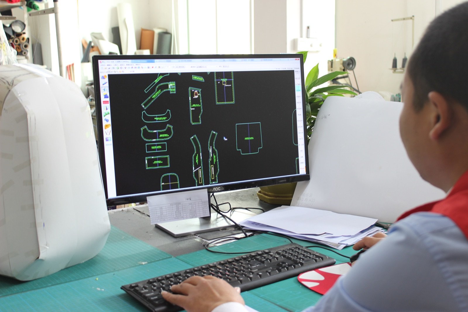 Digital bag pattern development on a computer